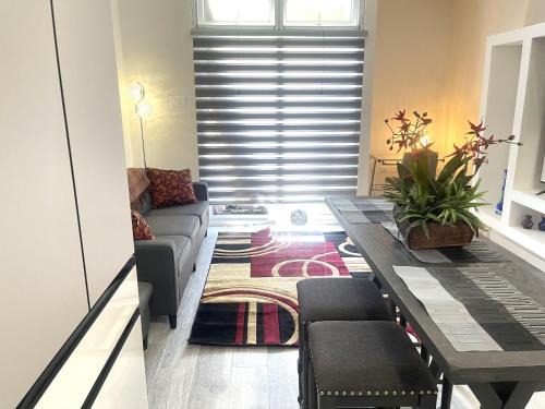 Saint Andrew Apartment | LIGUANEA -ONE BEDROOM OASIS near US EMBASSY