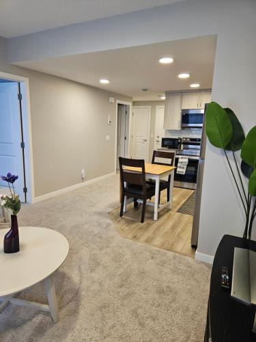 Calgary Apartment | Like cozy place