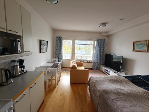 Kemi Apartment | Lil Haven Cozy Studio with Sauna, Glassed Balcony and Free Parking