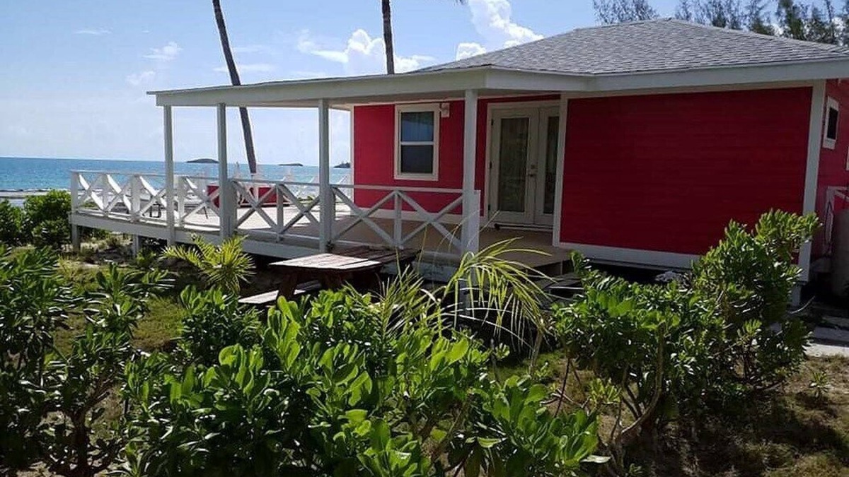 South Palmetto Point House | "Lil Red House" your very own piece of paradise!