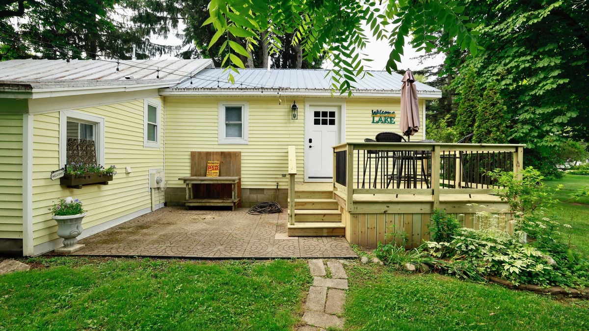 Port Sanilac House | Lilac Lane 1-bedroom house with WiFi and AC in Port Sanilac