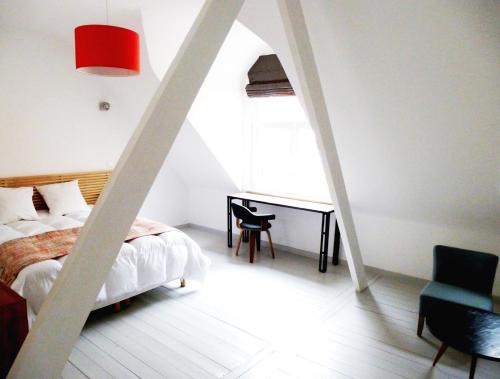 Historic Center Apartment | Lille Avenue, Lille Centre, convivialité, confort