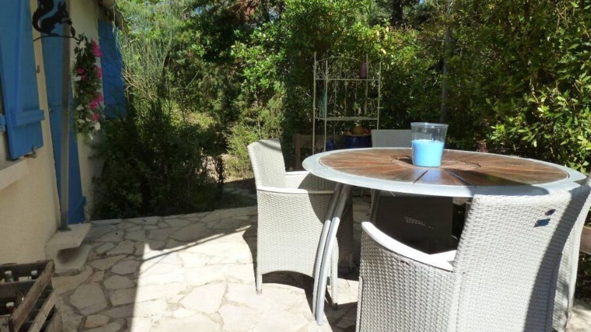 Vacquieres Resort | Lilliputienne - Two Bedroom Resort, Sleeps 5