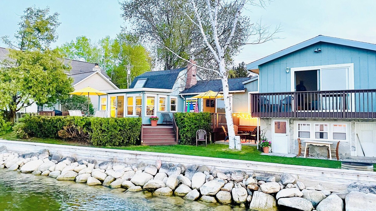 East Jordan Apartment | Lilly on Lake Charlevoix