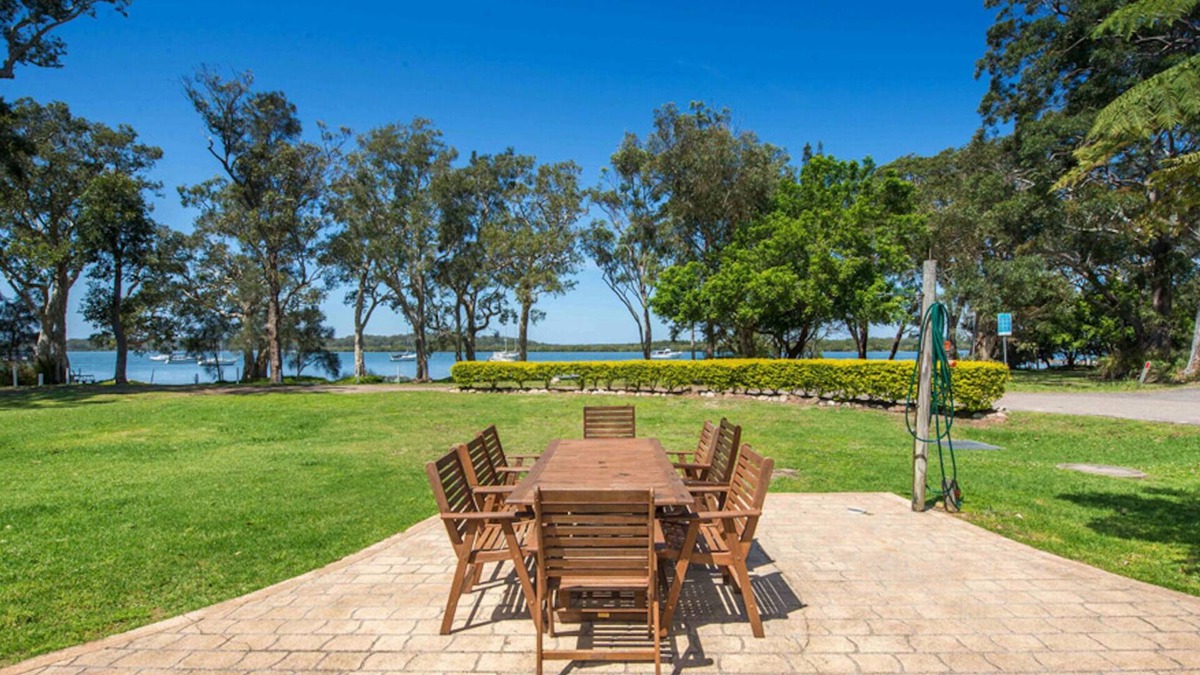 Lemon Tree Passage House | "Lilly's Pad" - Lemon Tree Passage