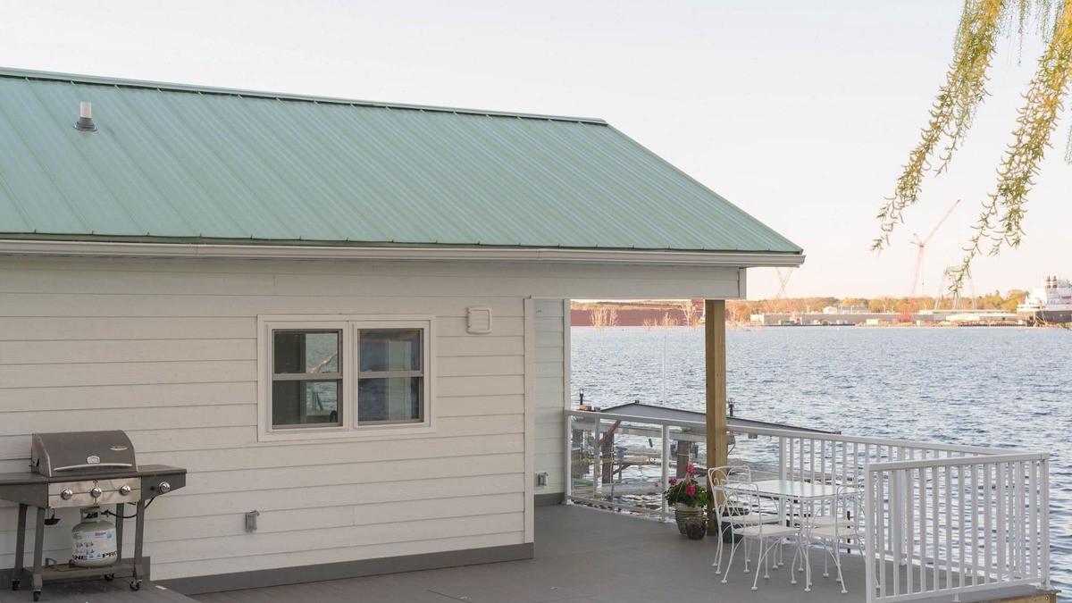 Sturgeon Bay Cottage | Lily Pad, a Door County Waterfront Cottage in Sturgeon Bay
