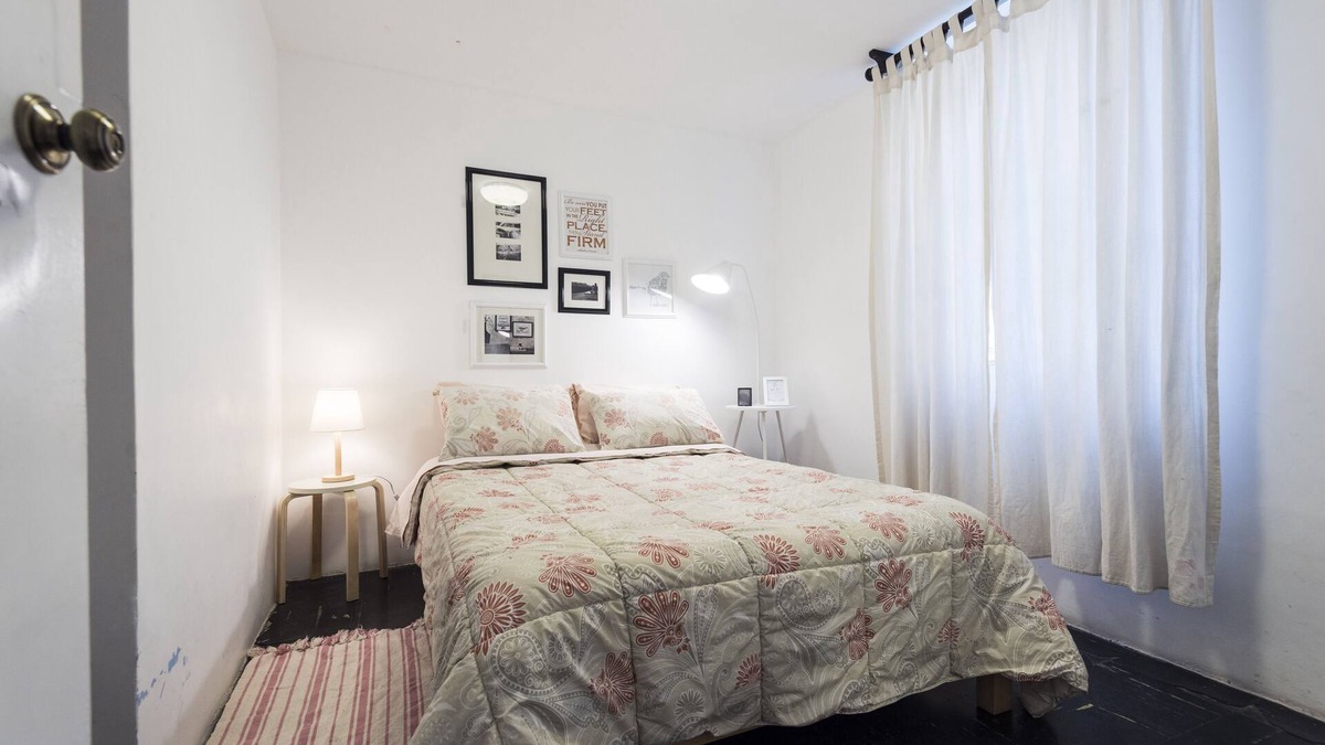 Callao Bed & Breakfast | ❤️Lima AIRPORT❤️ 5 min AWAY I 646 SQFT I WiFi