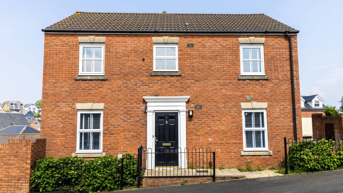 Mumbles House | Limeslade House in Mumbles - Family & Dog Friendly