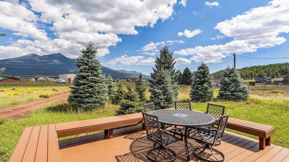 Baderville Cabin | Limited Sept. Availability |4bdr | Book Today!