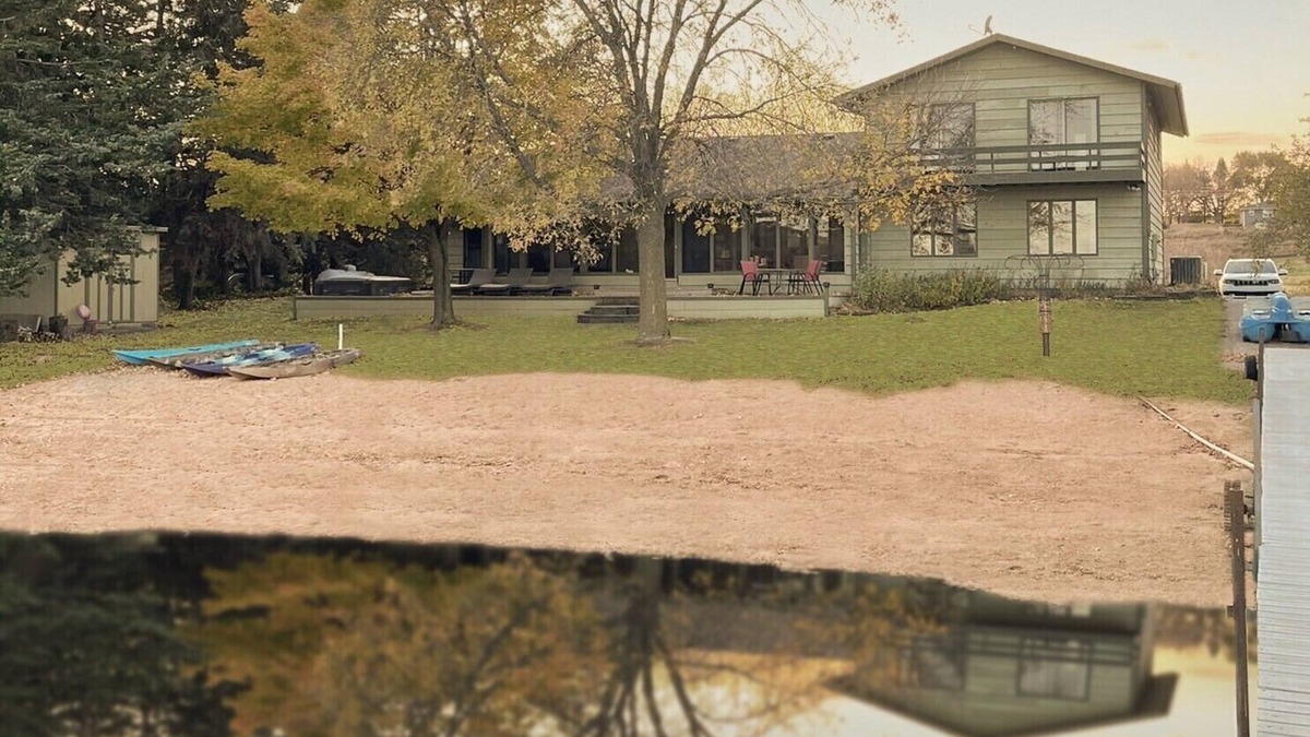 Webster House | Limited summer dates Lakefront sandy beach, sunroom, sauna, game room, kayaks!