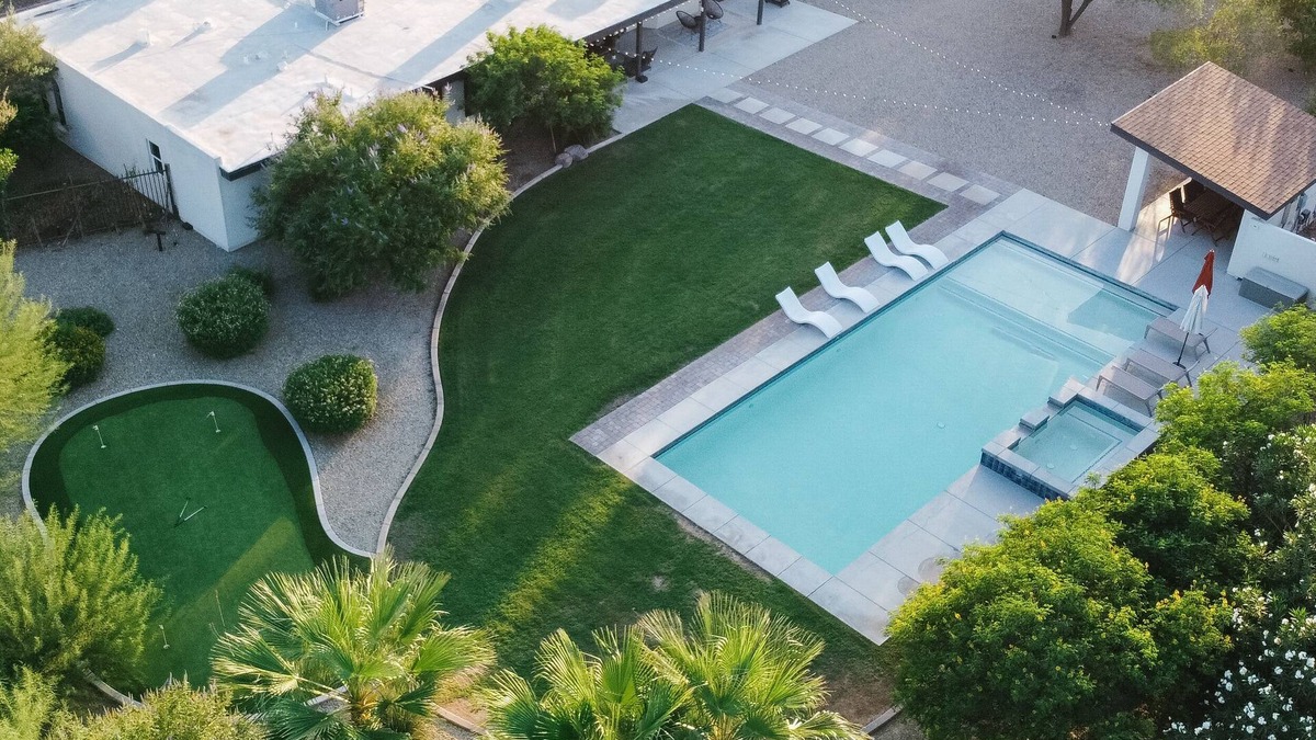 Coronado Foothills House | Lincoln Glow by LuxeKey | The Perfect Camelback Playground w/Pool, Spa & Billiards
