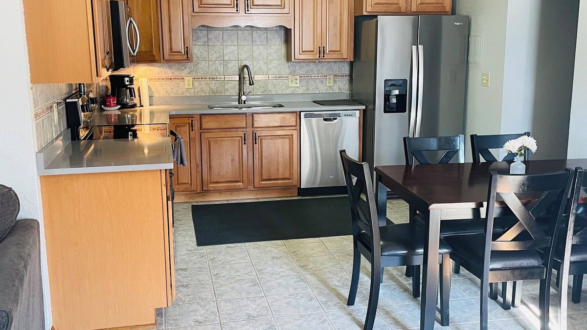 Lincoln Hotel | Lincoln Hotel - Executive Apartment Suite