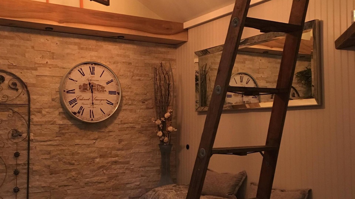 Fauntleroy Cottage | Lincoln Park Tiny House