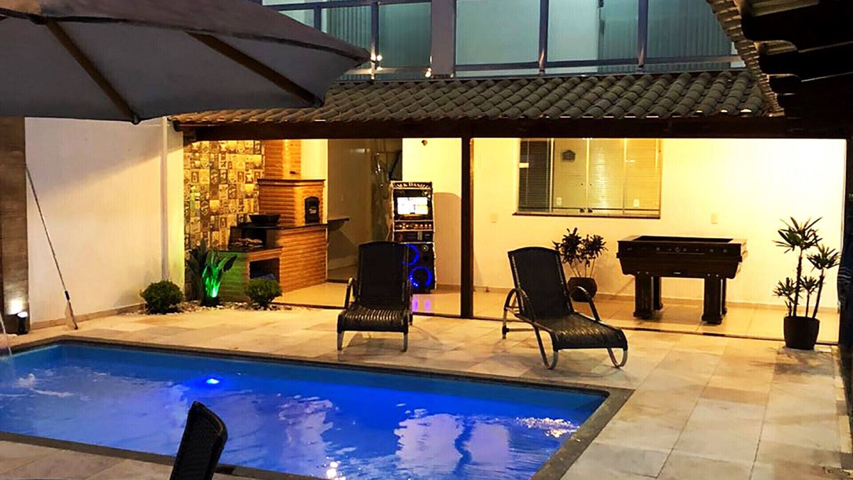 Aeroporto House | Linda casa de alto padrão com Wi-Fi e lazer em MG