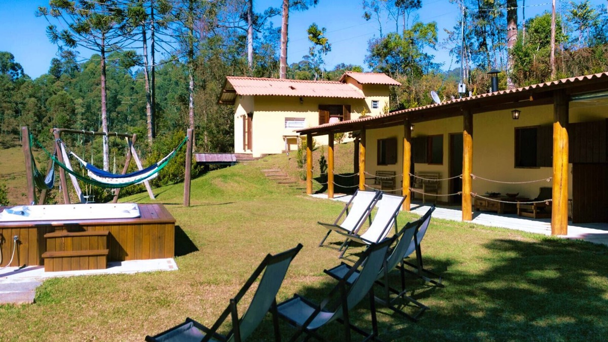 Pirangucu House | Linda Casa de campo c lazer próx Camp.do Jordão/SP