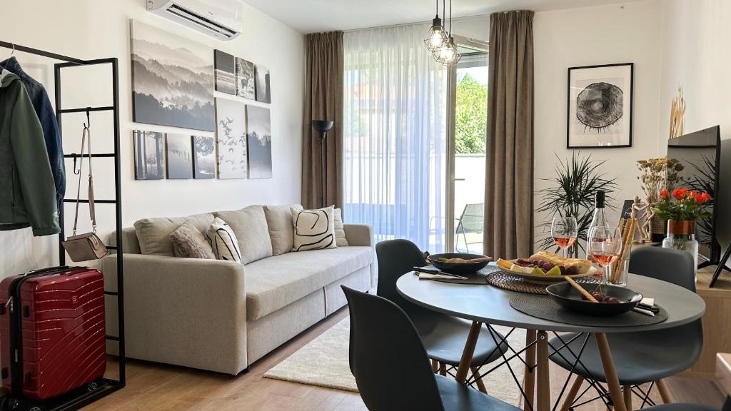 Mosonmagyarovar Apartment | Linden Apartman 002 - Adults Only