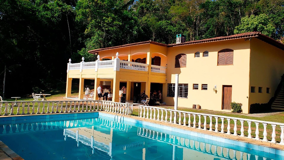 Portao House | Lindo sitio c lago e lazer completo em Atibaia/SP