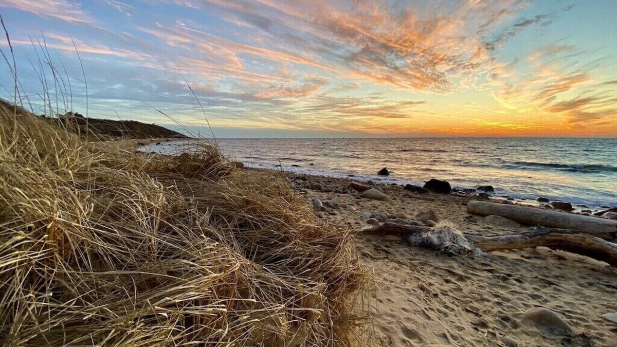 Block Island Cottage | Lindsey's Hideaway private cottage on West Side