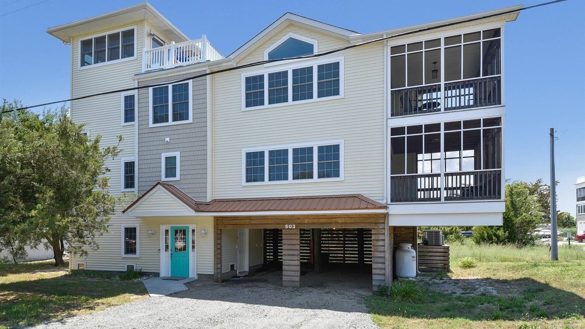 Broadkill Beach House | LINENS INCLUDED! GORGEOUS VIEWS!-BOOK NOW!
