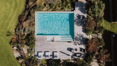 Berry House | Linnaeus Farm, Berry - by Linnaeus Collection