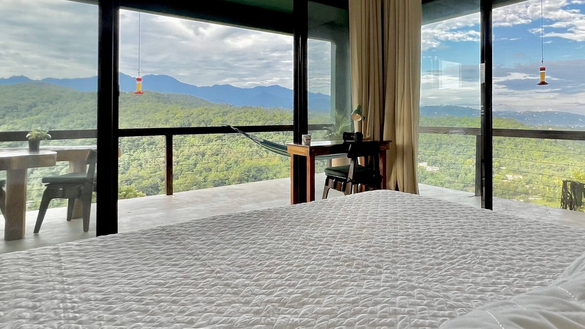 Drapers Cottage | Lionfish Cottage , Peaceful Retreat with Pool, Ocean & Mountain Views