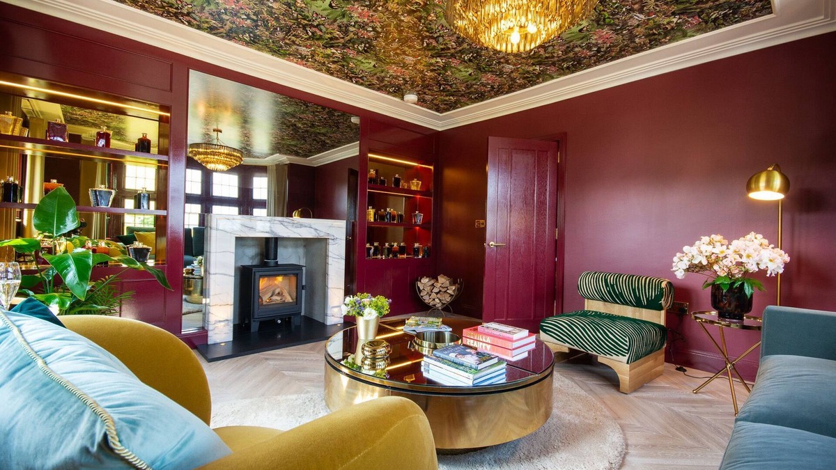 Cheshire West and Chester Cottage | Liongate Lodge - sleeps 2 guests in 1 bedroom