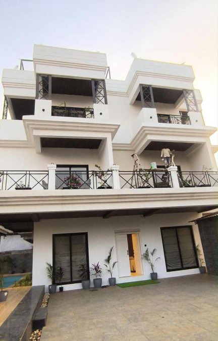 Atvan Villa | Lions Den luxury 4 BHK with private pool at tiger point near cloud nine