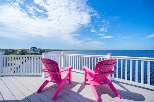 Brigands' Bay House | Liquid Sky 98