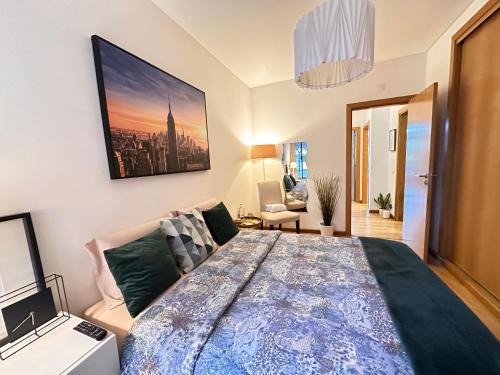 Santa Iria de Azoia House | Lisbon Room S Joao Talha