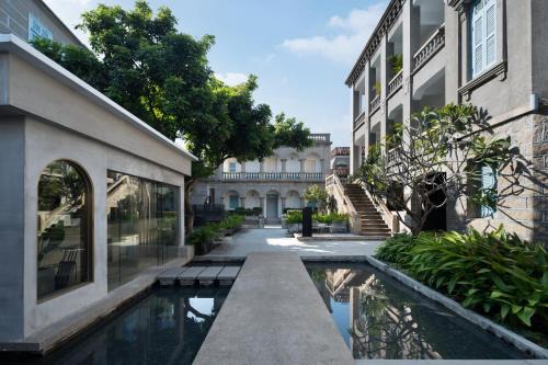 Siming House | Listen to the 19th century German castle hotel