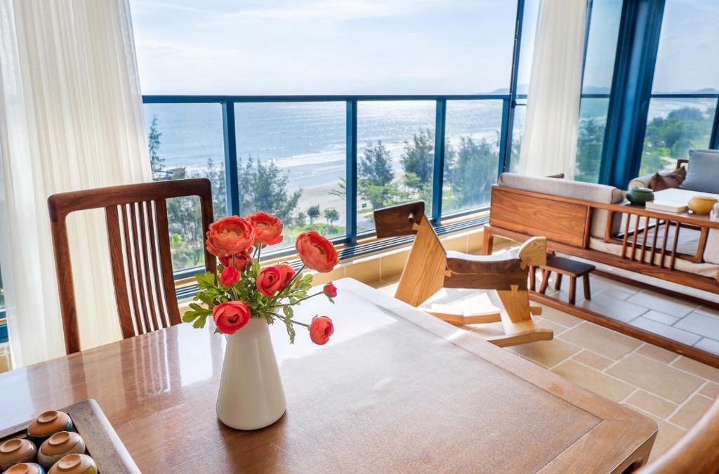 Huidong House | Listen to the Sea Apartment