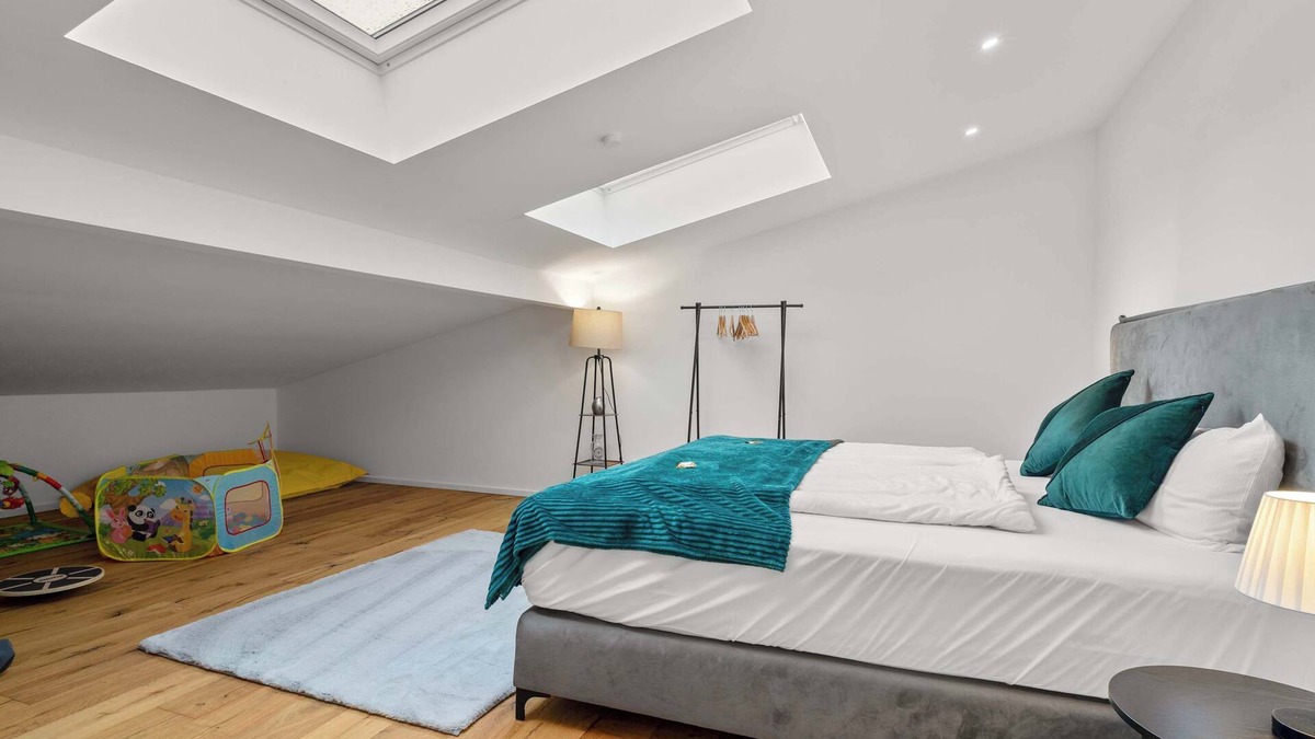 Hemsbach Apartment | Lit Living: Luxury Neubau - Perfekt für Gruppen