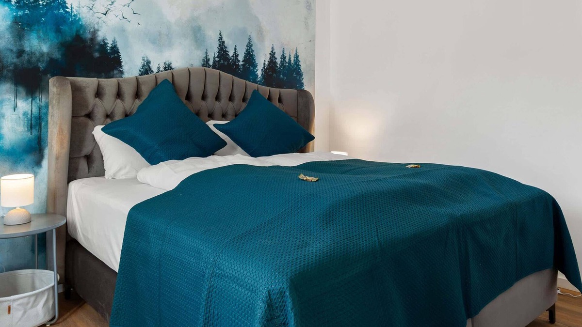 Woerth am Rhein Apartment | LiT LiVING: Luxus | Box SprIng | Parking | Balkon