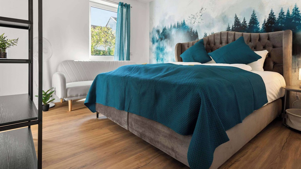 Woerth am Rhein Apartment | LiT LiVING: Luxus | Box SprIng | Parking | Balcony