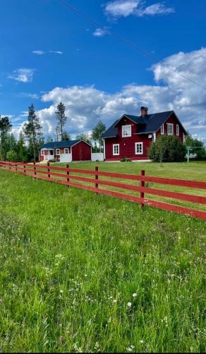 Krokom House | Litet hus på landet