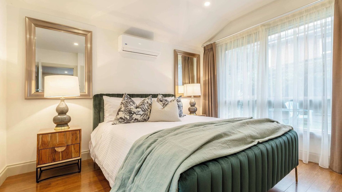 Ivanhoe House | Little Audrey Guesthouse - City Fringe Getaway