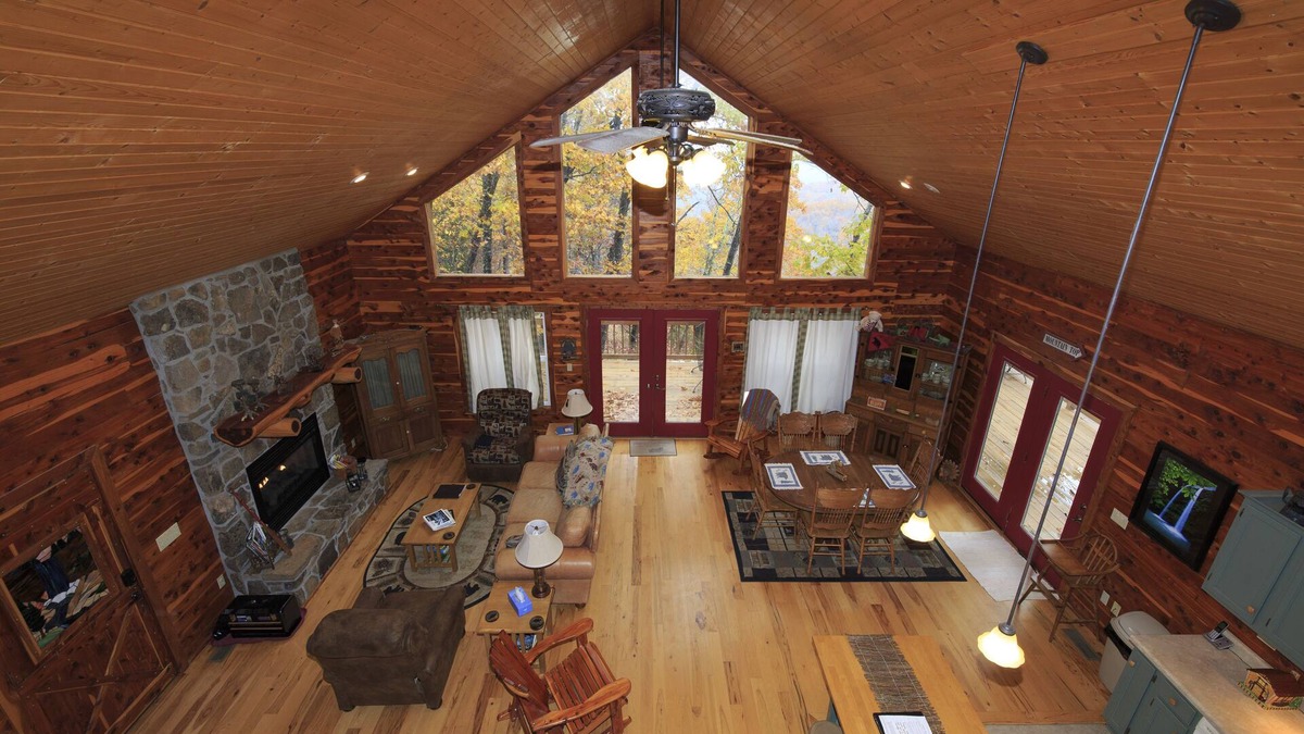 Jasper Cabin | Little Cabin in the Woods: Spectacular Views, Location, and Space!