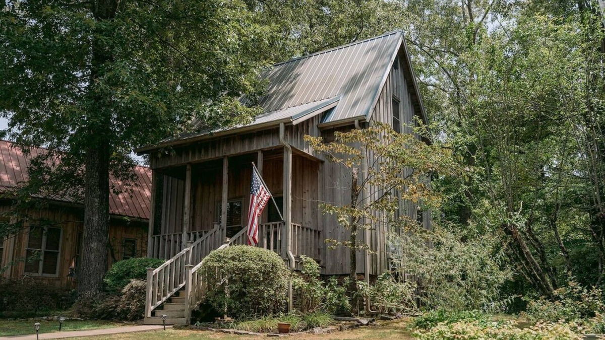 Searcy Cabin | Little Cabin on the Knoll
