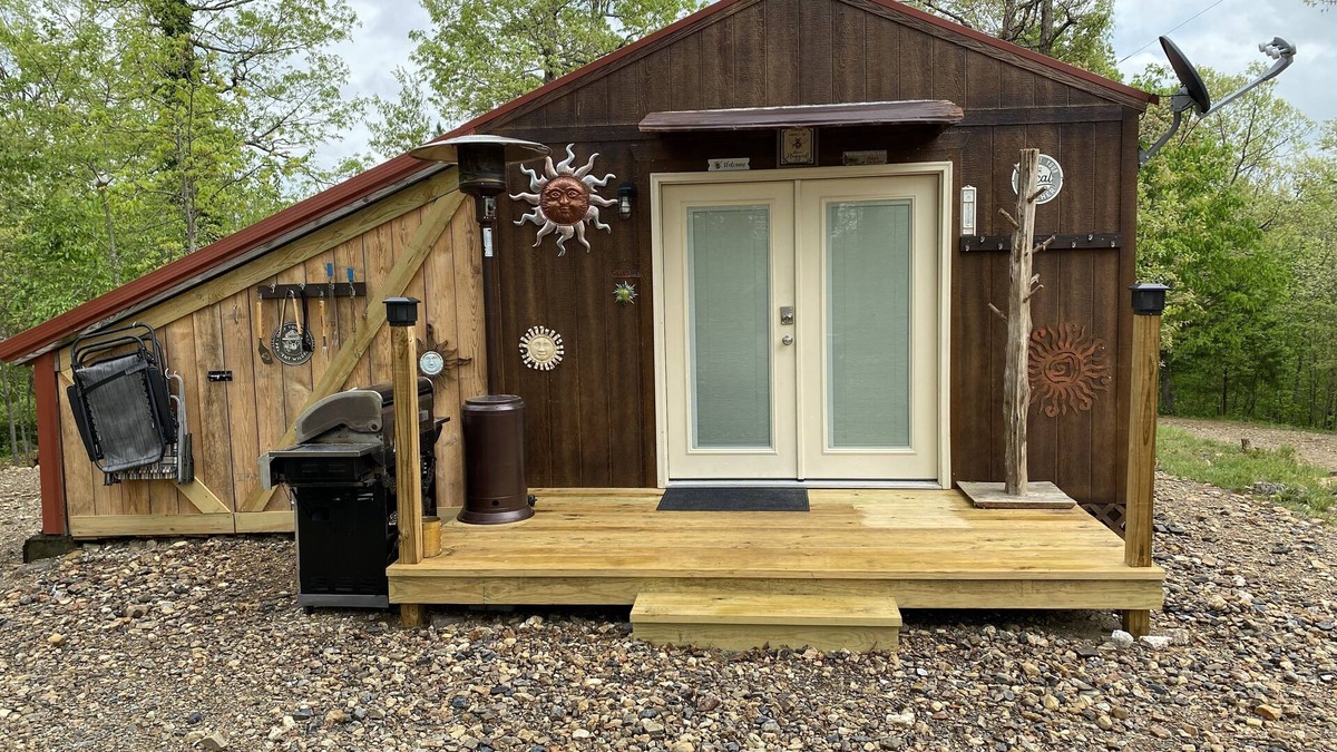 Board Camp Cabin | Little Choctaw Cabin