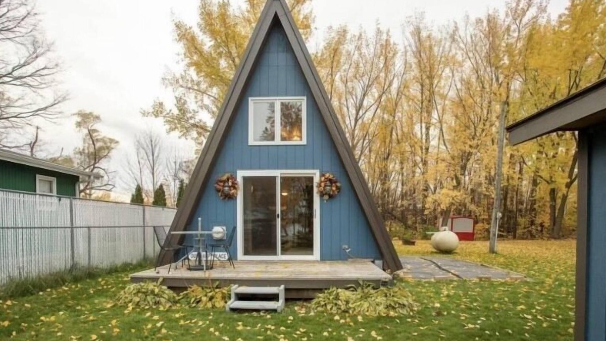 Alexandria Cabin | Little Dipper, Lovely Lake A-Frame ~ Dock ~ Kayak