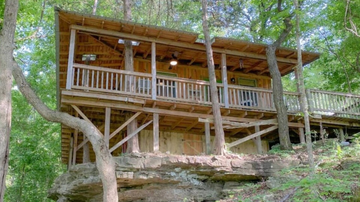 Boswell Cabin | Little Fox Cottage ~ Rustic Modern Retreat for 2 w