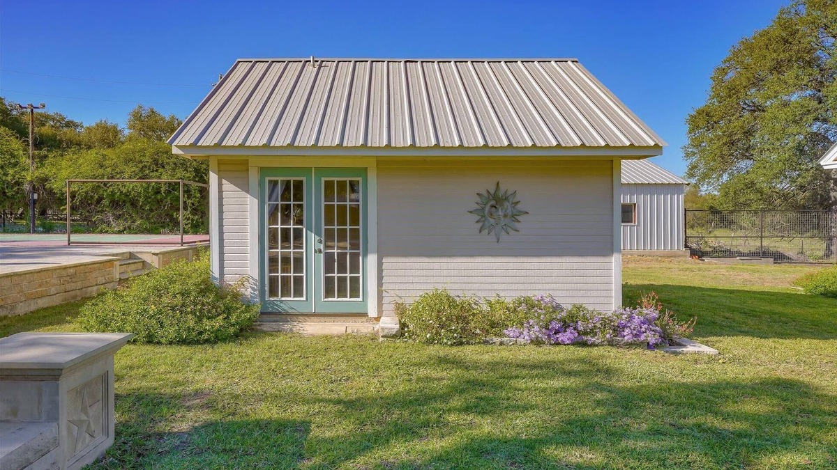 Lampasas Apartment | Little "G" Cottage on the Farm