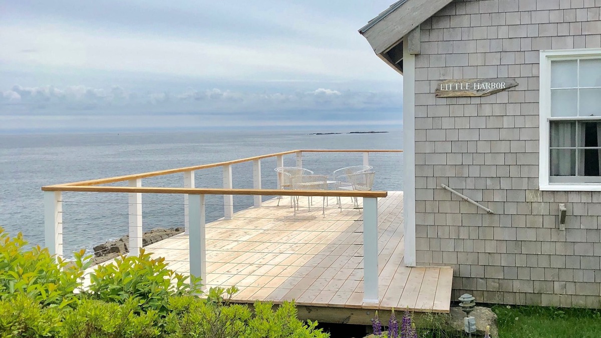 Bailey Island Cottage | Little Harbor - Crashing surf, sunrise views from this perfect Maine getaway.
