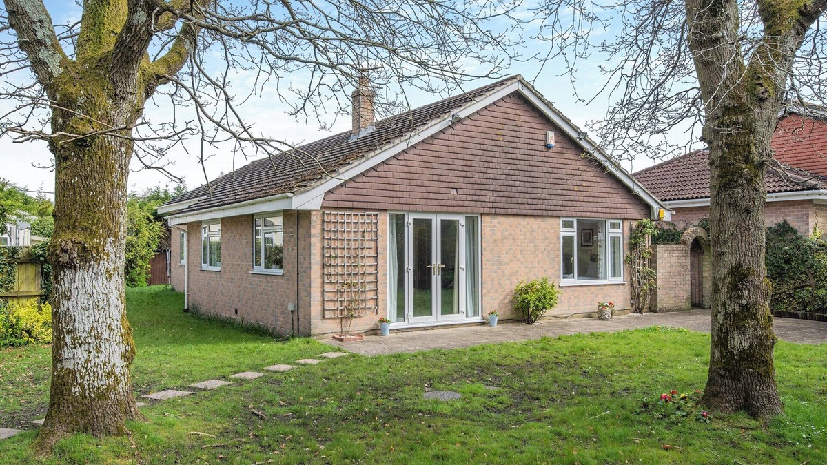 St Leonards Cottage | Little Hill Farm Villa