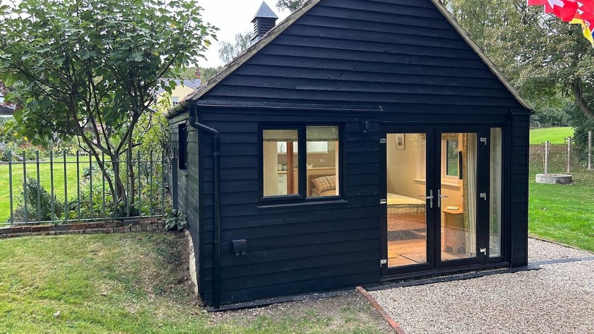 Billericay Cottage | Little House at Brook Cottage