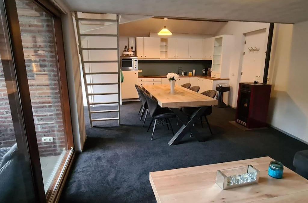 Weert Hotel | Little house
