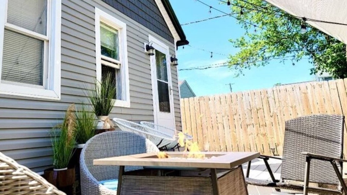 Ohio City Apartment | Little House on 47th