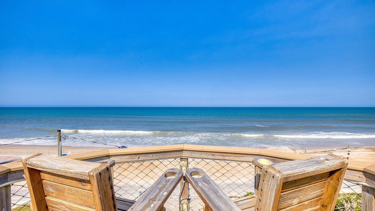 Bethune Beach House | 'Little Latitude' Low Tide - Oceanfront Ground Floor Bungalow!