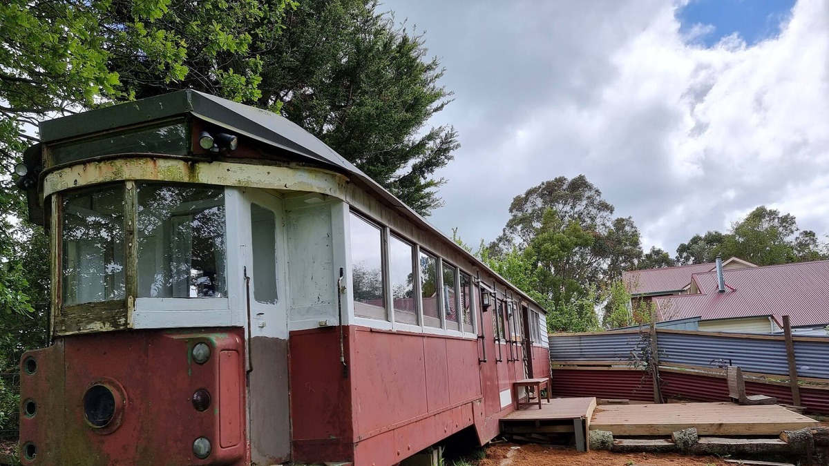 Krowera House | Little Lost Tram 608