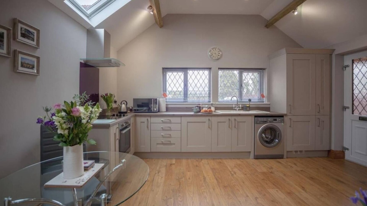 Hereford Apartment | Little Oak